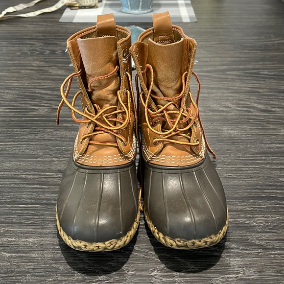 L.L. Bean Other - LL BEAN 8” ALL SEASON BOOTS